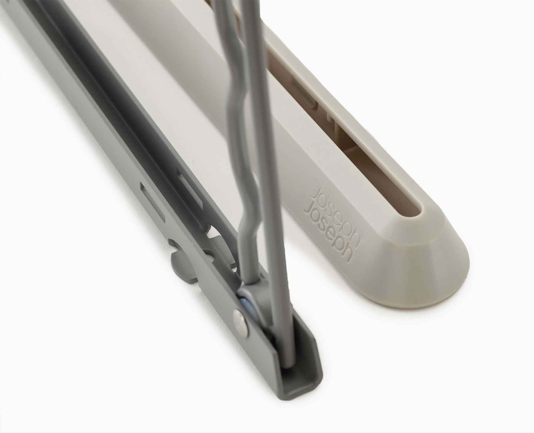 Orderly™ Retractable Hanging Rail - 55004 - Image 5