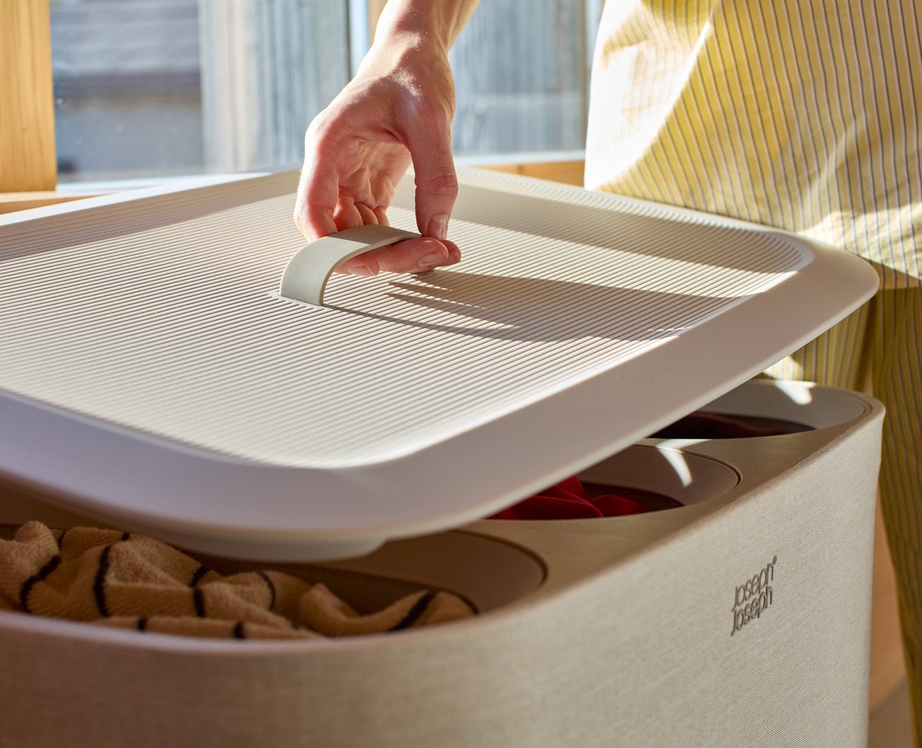 2-piece Laundry Basket & Airer Set