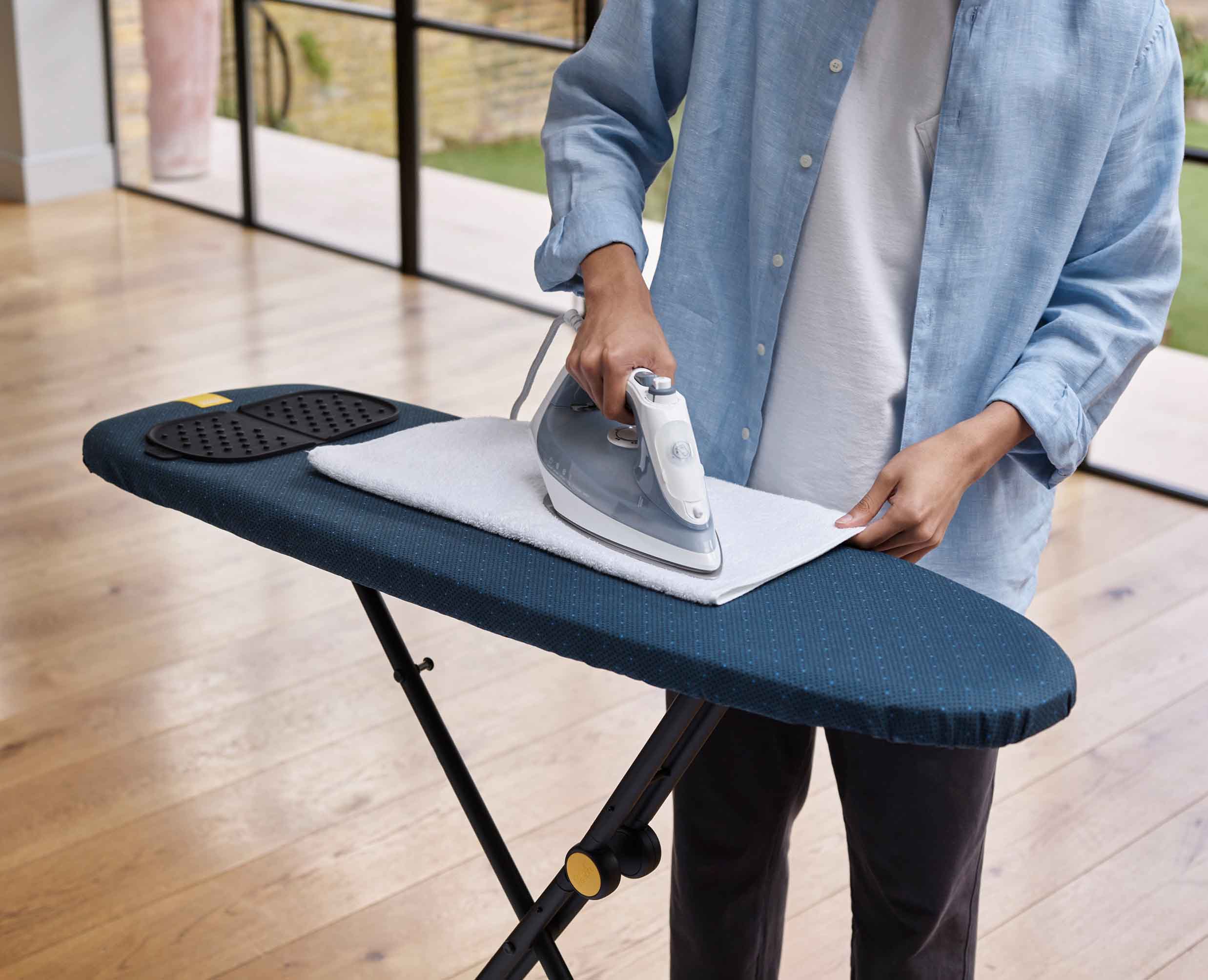 Glide Compact Plus Easy-store Ironing Board - 50028 - Image 3