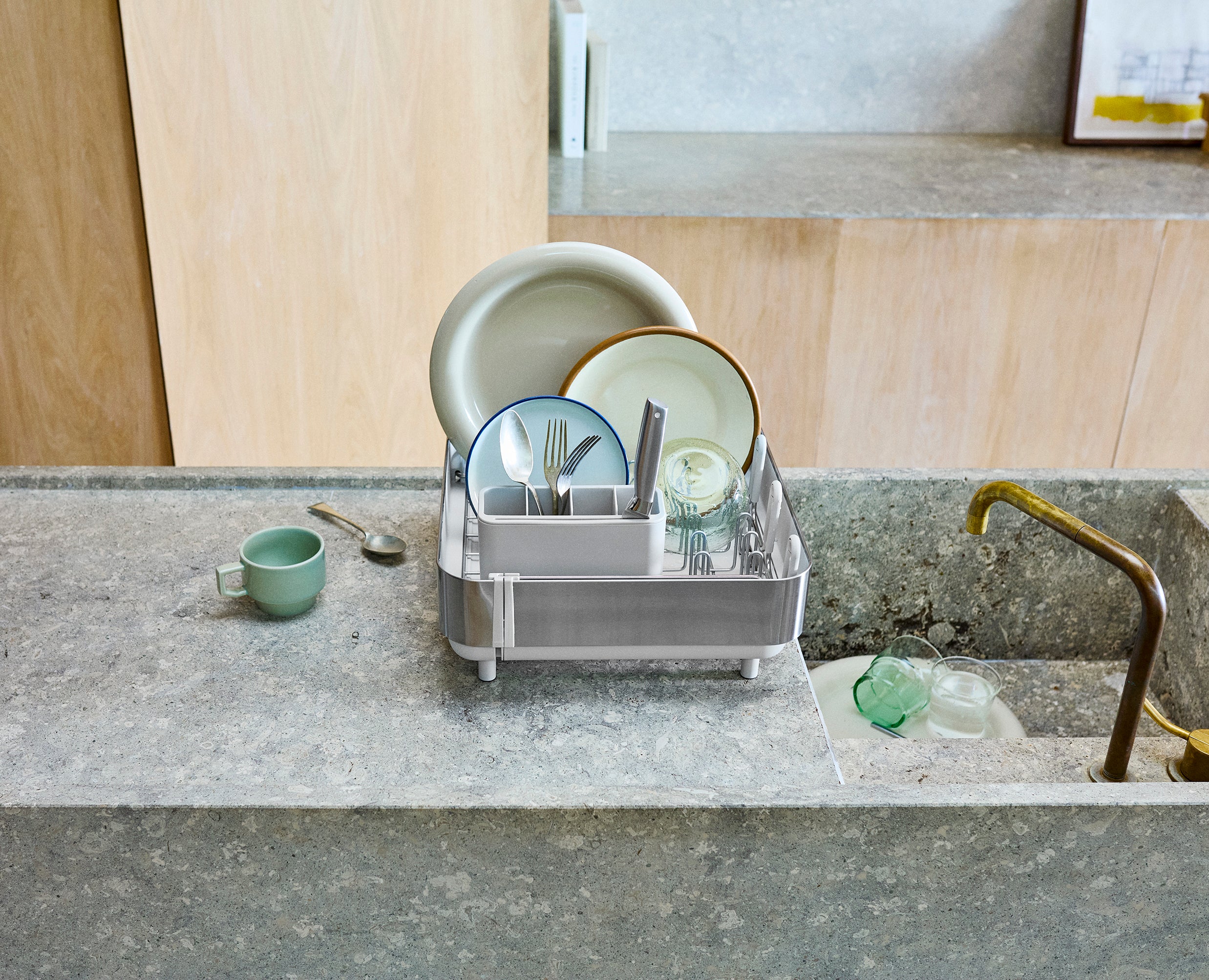 Extend™ Steel Plus Expandable Stone Dish Drainer with Wine Glass Rack