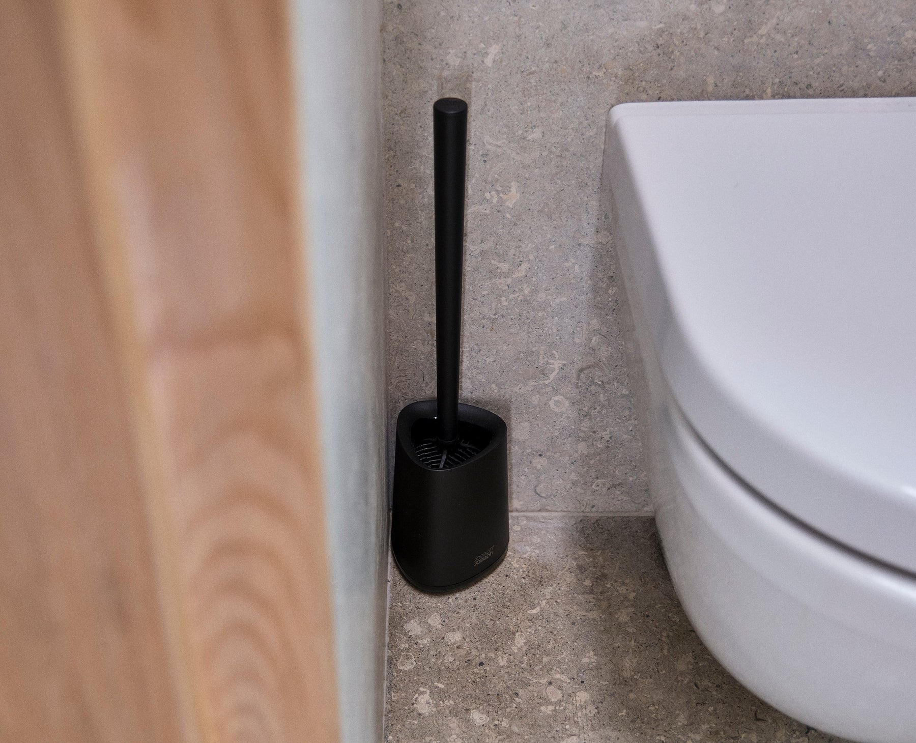 Flex™ 360 Lite Pack of 2 Matt Black Toilet Brushes