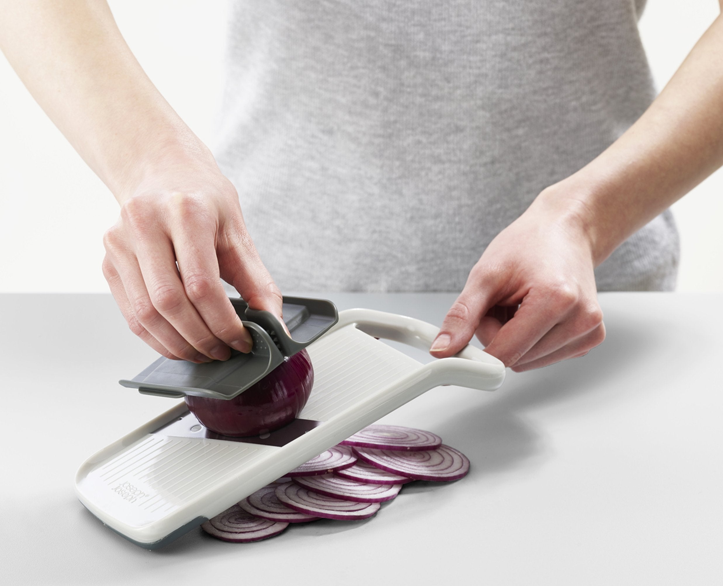 Multi Grip Mandoline slicer